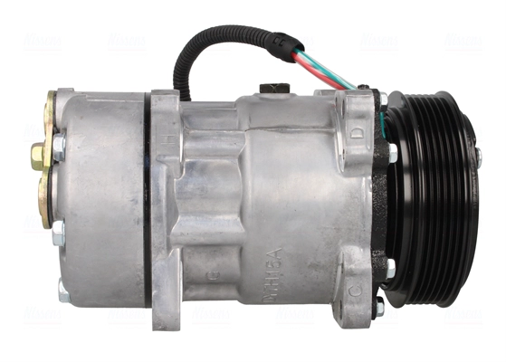 Compressor, air conditioning