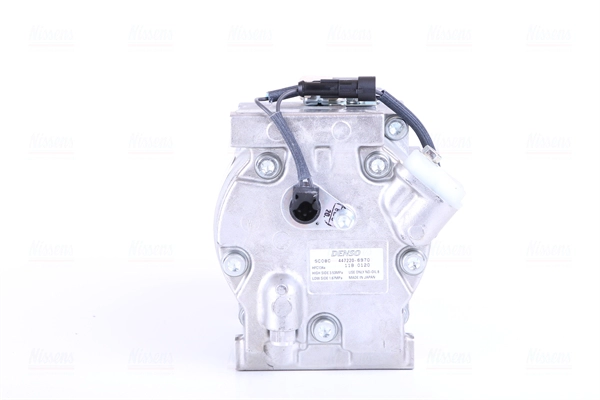 Compressor, air conditioning