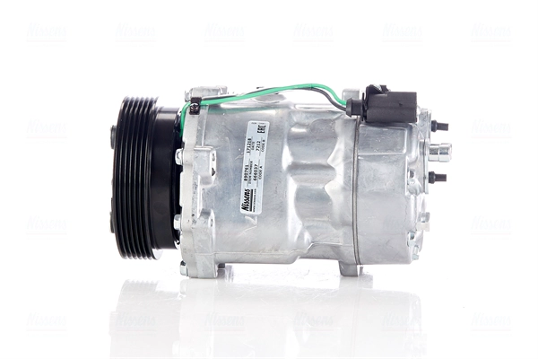 Compressor, air conditioning