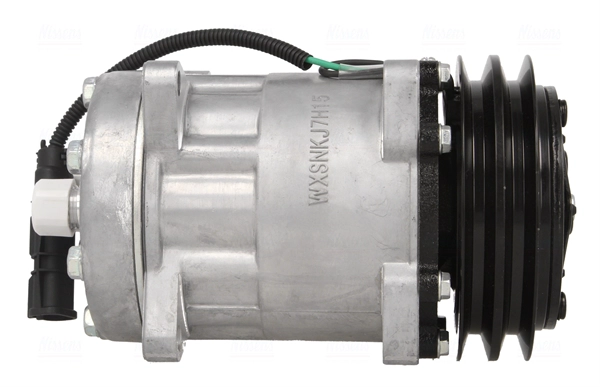 Compressor, air conditioning