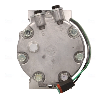 Compressor, air conditioning