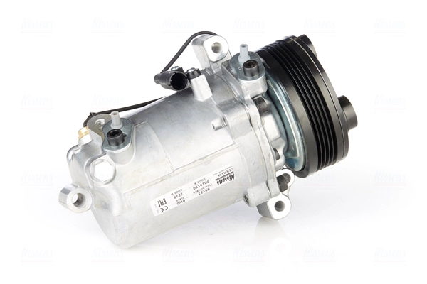 Compressor, air conditioning