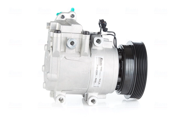 Compressor, air conditioning