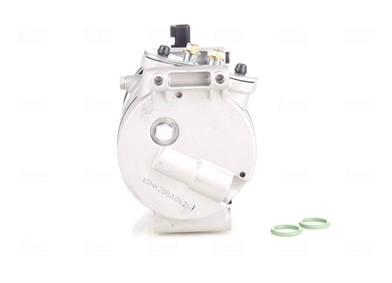 Compressor, air conditioning