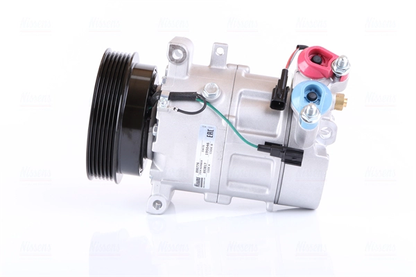 Compressor, air conditioning