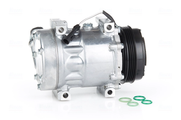 Compressor, air conditioning