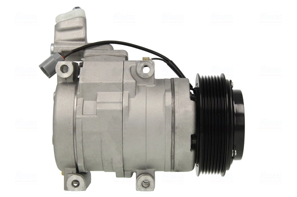 Compressor, air conditioning