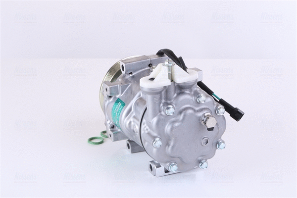 Compressor, air conditioning
