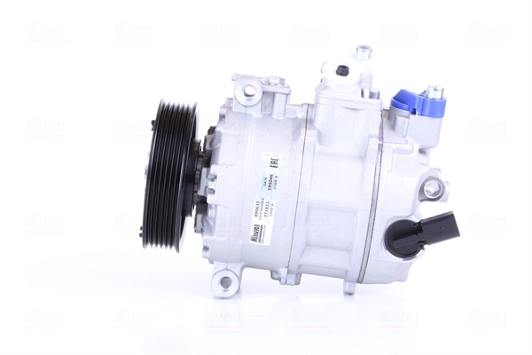Compressor, air conditioning