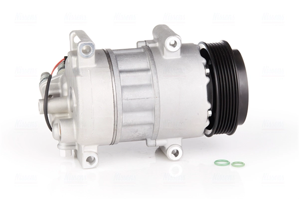 Compressor, air conditioning