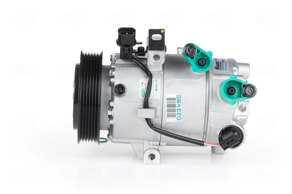 Compressor, air conditioning