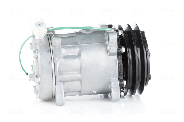 Compressor, air conditioning