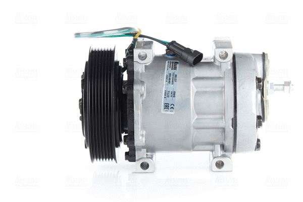 Compressor, air conditioning