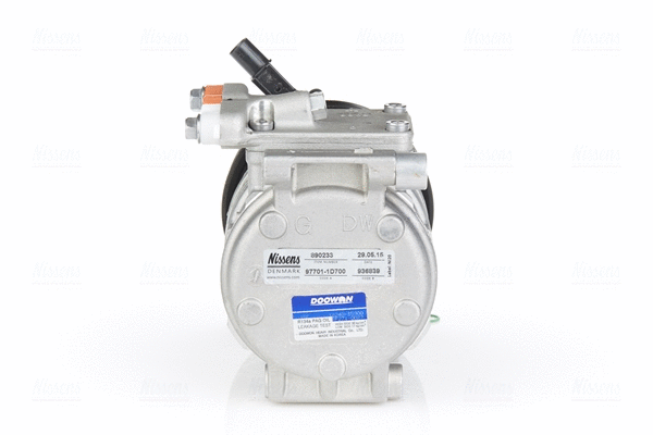 Compressor, air conditioning