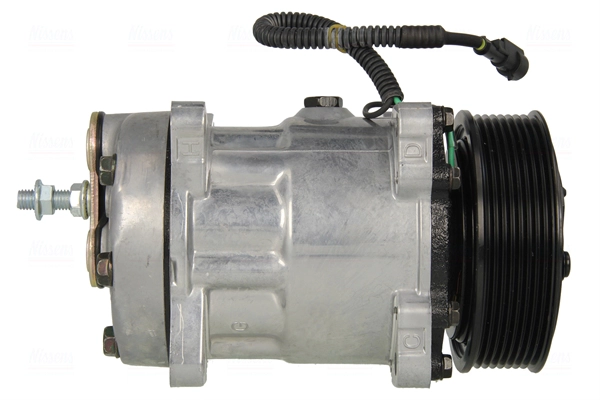 Compressor, air conditioning
